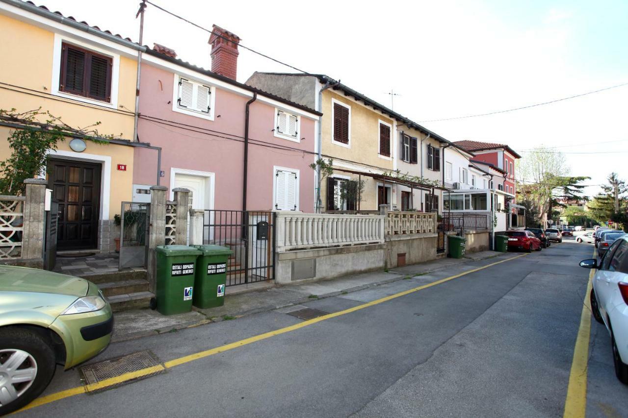 Apartment Svobode Izola Exterior photo